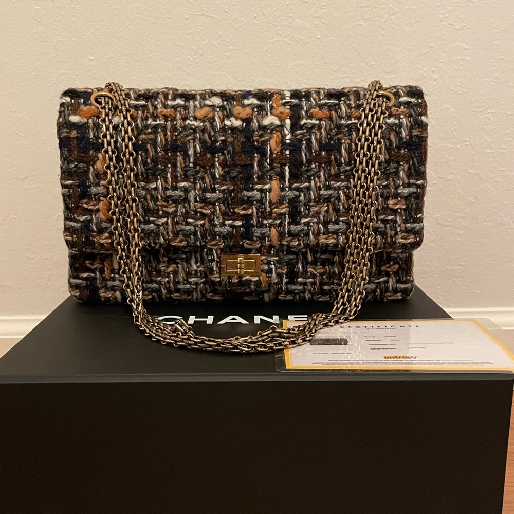 🖤 Authentic Chanel Quilted Tweed Reissue 226
